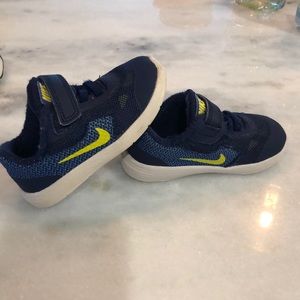 Nike’s toddler size 6
